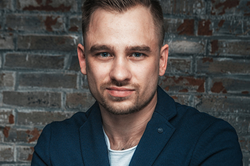 Портрет: Д. Волков